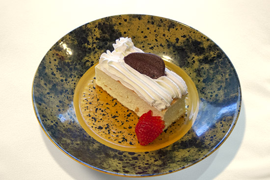 Steakhouse_SugarFreeShortcake.jpg sugar-free-new-york-style-cheesecake